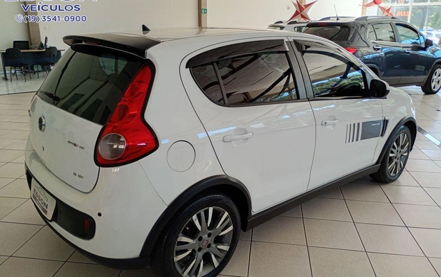 imagem-https://www.socarrao.com.br/sc-vehicle-images-prod/1009732/1784201177745-1223467.jpg