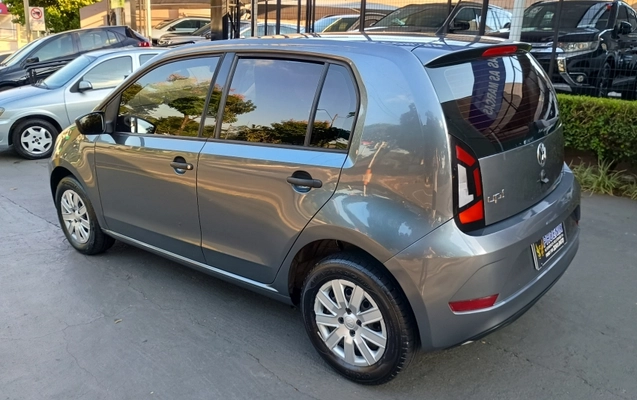 imagem-https://www.socarrao.com.br/sc-vehicle-images-prod/1009736/1789759801483-8Ng40RCk337QFUnRKDyP9OVNJ7oHhCjk.jpg