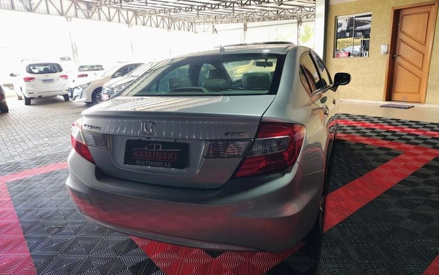 imagem-https://www.socarrao.com.br/sc-vehicle-images-prod/1009751/1781124103825-7977922_6_B_eb9ad2ea94.jpeg