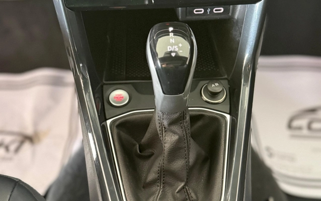 imagem-https://www.socarrao.com.br/sc-vehicle-images-prod/1010131/1776352574706-NGMxOWY3NWQtOTczMC00ZGRlLWJjZmYtNGVhZWMxYWY4Y2UyLmpwZWc.jpeg