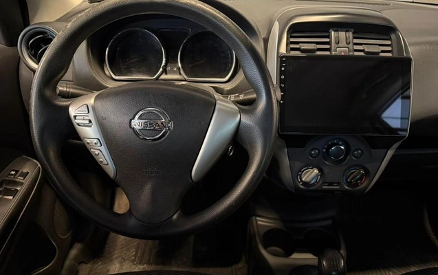 imagem-https://www.socarrao.com.br/sc-vehicle-images-prod/1010143/1784736683277-7666619_8_B_f10136754f.jpeg