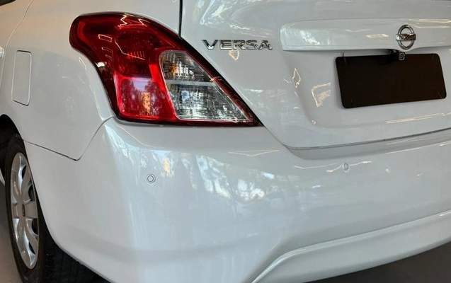 imagem-https://www.socarrao.com.br/sc-vehicle-images-prod/1010143/1784736683281-7666619_5_B_d0369a4132.jpeg