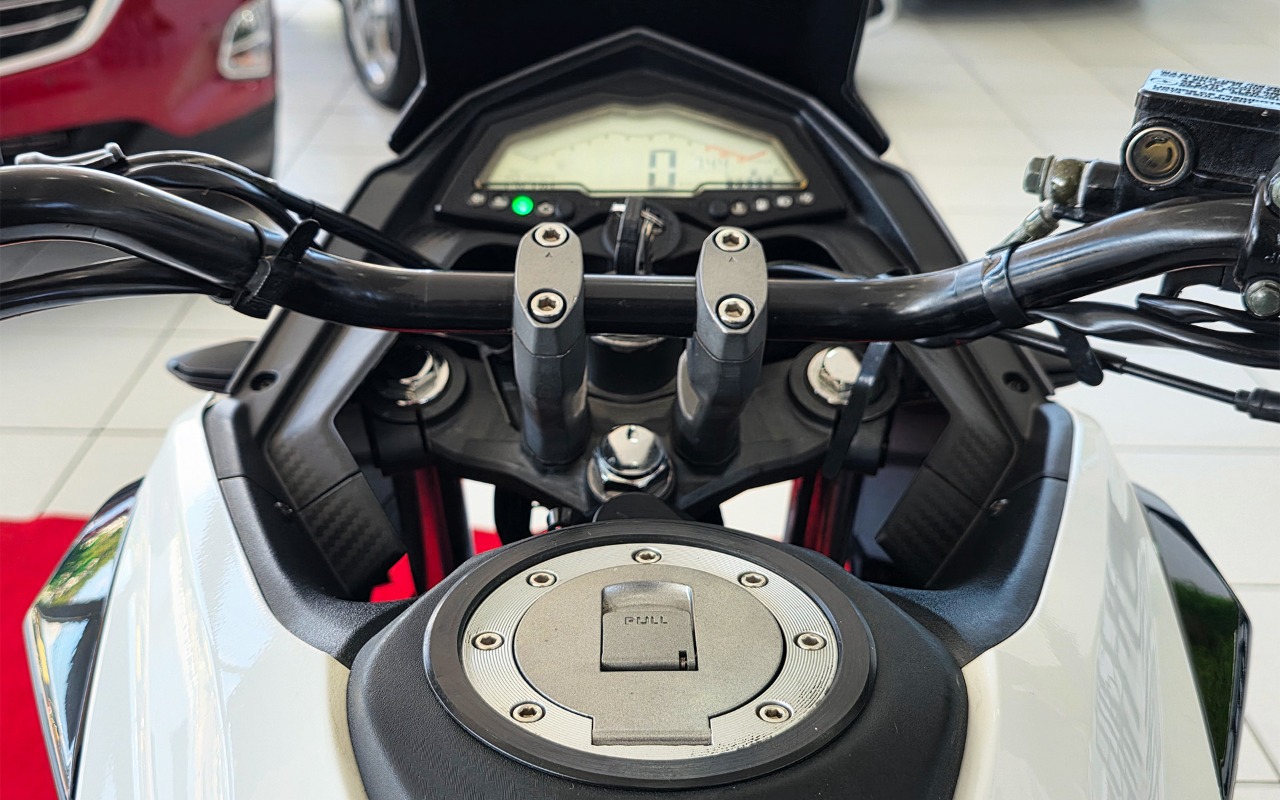 imagem-https://www.socarrao.com.br/sc-vehicle-images-prod/1010308/1776357233961-MDExLmpwZw.jpg