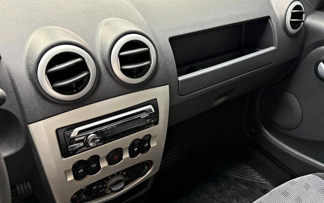 imagem-https://www.socarrao.com.br/sc-vehicle-images-prod/1010321/1776357748961-7999329_12_B_4091bb300d.jpeg
