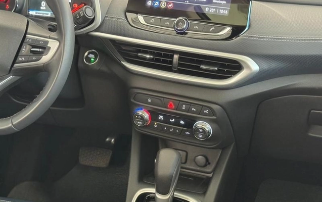 imagem-https://www.socarrao.com.br/sc-vehicle-images-prod/1010369/1780677015015-7999405_18_B_06e433b470.jpeg