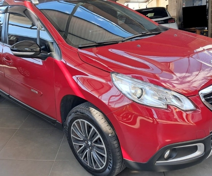 Peugeot 2008 2019 Vermelho — foto 1 de 3
