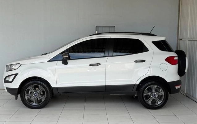 imagem-https://www.socarrao.com.br/sc-vehicle-images-prod/1010432/1788355147621-7966557_4_B_8aabf3c35f.jpeg