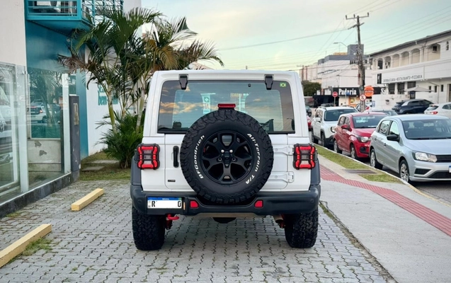 imagem-https://www.socarrao.com.br/sc-vehicle-images-prod/1010517/1776362777151-400408f4-f0cd-43bc-ada4-1ef49b230c71.jpg