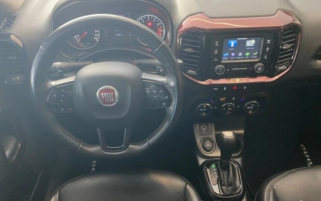 imagem-https://www.socarrao.com.br/sc-vehicle-images-prod/1010522/1776363085157-640_480_fiat-toro-freedom-1-8-at6-4x2-flex-18-19-b7986a-3.jpg