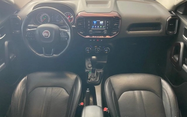 imagem-https://www.socarrao.com.br/sc-vehicle-images-prod/1010522/1776363085157-640_480_fiat-toro-freedom-1-8-at6-4x2-flex-18-19-b7986a-5.jpg