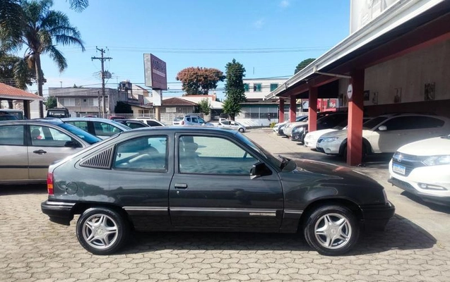 imagem-https://www.socarrao.com.br/sc-vehicle-images-prod/1010576/1786113490059-7743501_7_B_a94e2238c3.jpeg