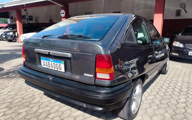 imagem-https://www.socarrao.com.br/sc-vehicle-images-prod/1010576/1786113490070-7743501_19_B_703c704d57.jpeg
