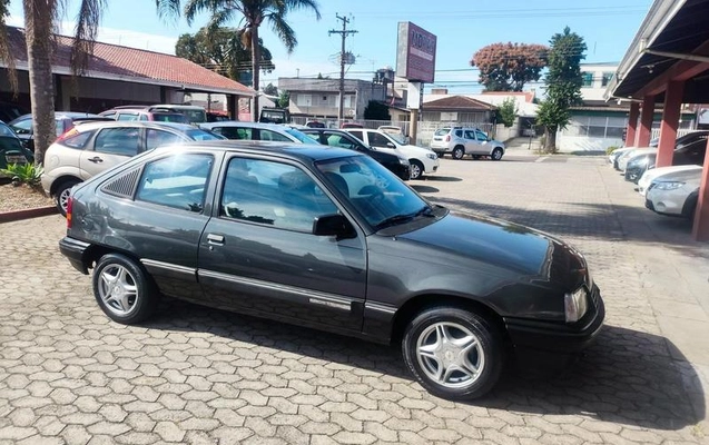 imagem-https://www.socarrao.com.br/sc-vehicle-images-prod/1010576/1786113490085-7743501_17_B_87a1a046c8.jpeg