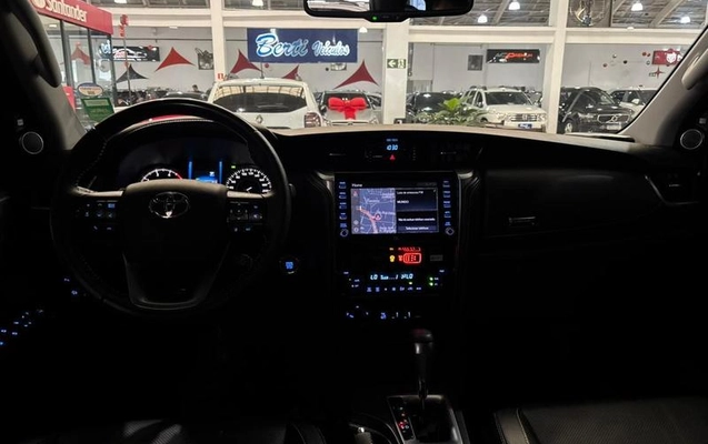 imagem-https://www.socarrao.com.br/sc-vehicle-images-prod/1010603/1792165480487-7990207_1_B_8efb3f0c44.jpeg