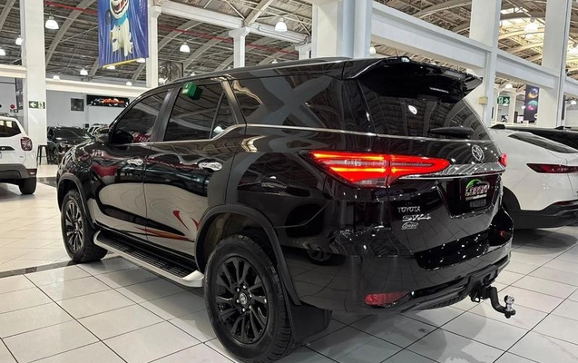 imagem-https://www.socarrao.com.br/sc-vehicle-images-prod/1010603/1792165480507-7990207_14_B_9883c81538.jpeg