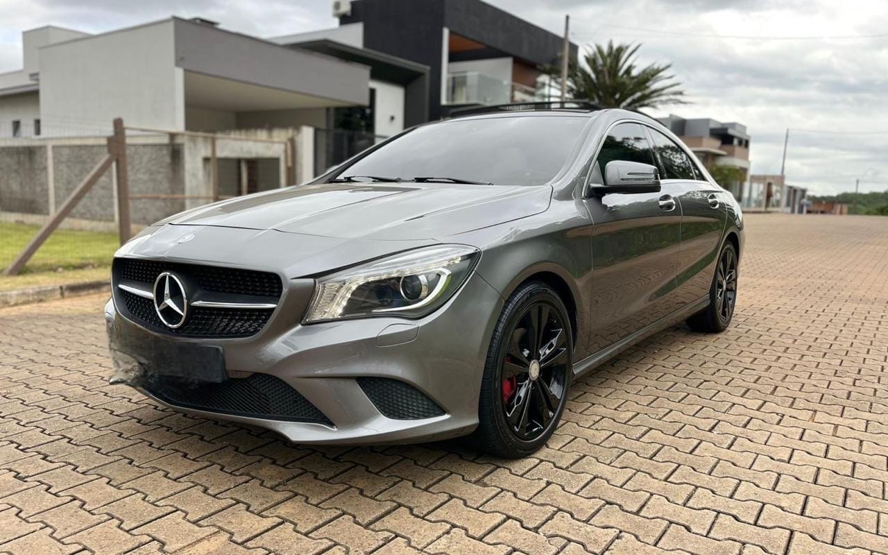 Mercedes-Benz CLA-200 Vision 1.6 16V Tb Flex Aut. na cor Cinza no Porto Alegre / RS - 1010629
