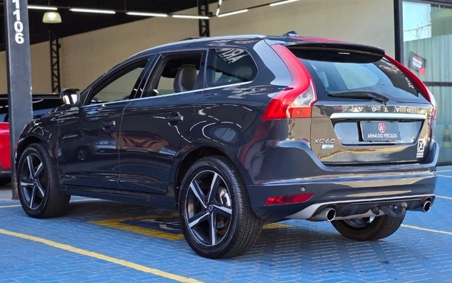 imagem-https://www.socarrao.com.br/sc-vehicle-images-prod/1010667/1787331989975-gb-9cc239c.jpeg
