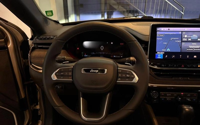 imagem-https://www.socarrao.com.br/sc-vehicle-images-prod/1010687/1789136831553-7967879_9_B_d2b5d6fe26.jpeg