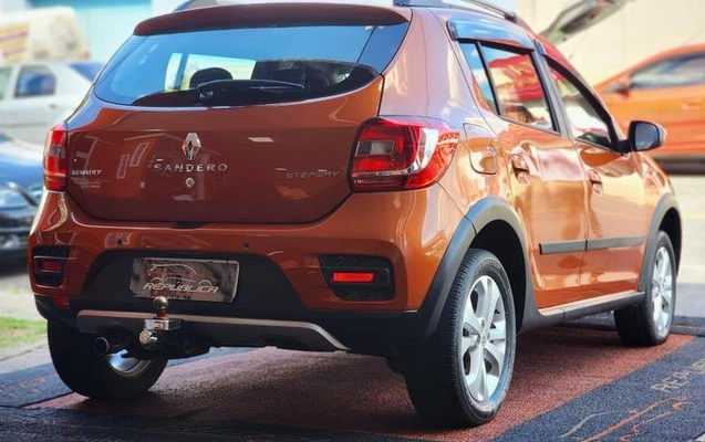 imagem-https://www.socarrao.com.br/sc-vehicle-images-prod/1010760/1787756461899-8000264_4_B_d196d13c42.jpeg