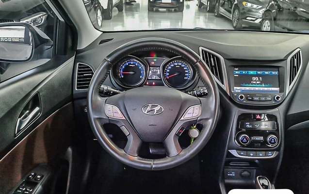 imagem-https://www.socarrao.com.br/sc-vehicle-images-prod/1010789/1776432728008-6a62684b-01b1-4008-879c-c3df5228168c.jpg