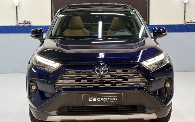 imagem-https://www.socarrao.com.br/sc-vehicle-images-prod/1010903/1776367608634-VE9ZT1RBIFJBVjQgMi41IFNYIENPTk5FQ1QgNHg0IEjDjUJSSURPIC0gMjAyNCAtIEFaVUwgLSBSWVc4RjU1LmpwZw.jpg