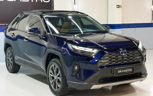imagem-https://www.socarrao.com.br/sc-vehicle-images-prod/1010903/1776367608704-VE9ZT1RBIFJBVjQgMi41IFNYIENPTk5FQ1QgNHg0IEjDjUJSSURPIC0gMjAyNCAtIEFaVUwgLSBSWVc4RjU1ICg4KS5qcGc.jpg