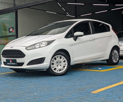 Ford Fiesta 1.5 16V Flex Mec. 5p 2016 Branco — foto 1 de 3