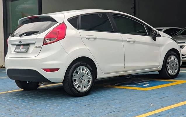imagem-https://www.socarrao.com.br/sc-vehicle-images-prod/1010928/1788448618341-gb-3310cb9.jpeg