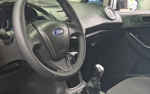 imagem-https://www.socarrao.com.br/sc-vehicle-images-prod/1010928/1788448618349-gb-1c7c777.jpeg