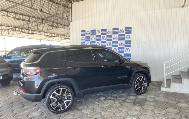 imagem-https://www.socarrao.com.br/sc-vehicle-images-prod/1010947/1790862498588-1bc39791-4f46-4878-a518-95afea2601ca20260305165135.jpeg