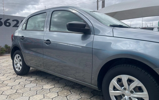 imagem-https://www.socarrao.com.br/sc-vehicle-images-prod/1011005/1776369195317-OEM3RjBDQUYtQzNCMi00OTkxLUI0QUEtMjZDREMwRjEwQkVCLmpwZWc.jpeg