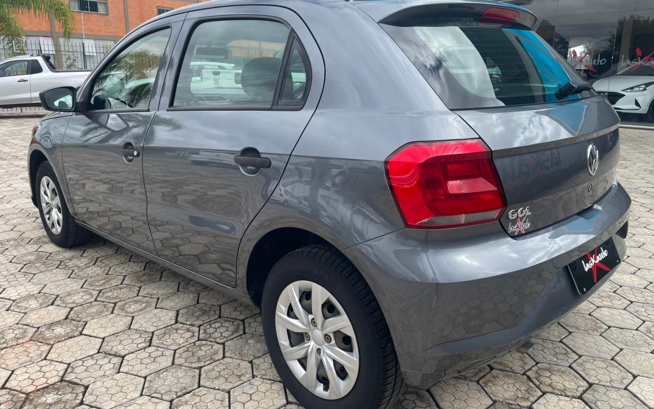 imagem-https://www.socarrao.com.br/sc-vehicle-images-prod/1011005/1776369195399-NEY5Q0FCMEUtNzU5RS00MDUyLTlDMUItOTYxNTlDRTNDOEIxLmpwZWc.jpeg