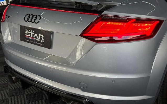 imagem-https://www.socarrao.com.br/sc-vehicle-images-prod/1011041/1776453745555-8000725_9_B_3b9a3dad2d.jpeg