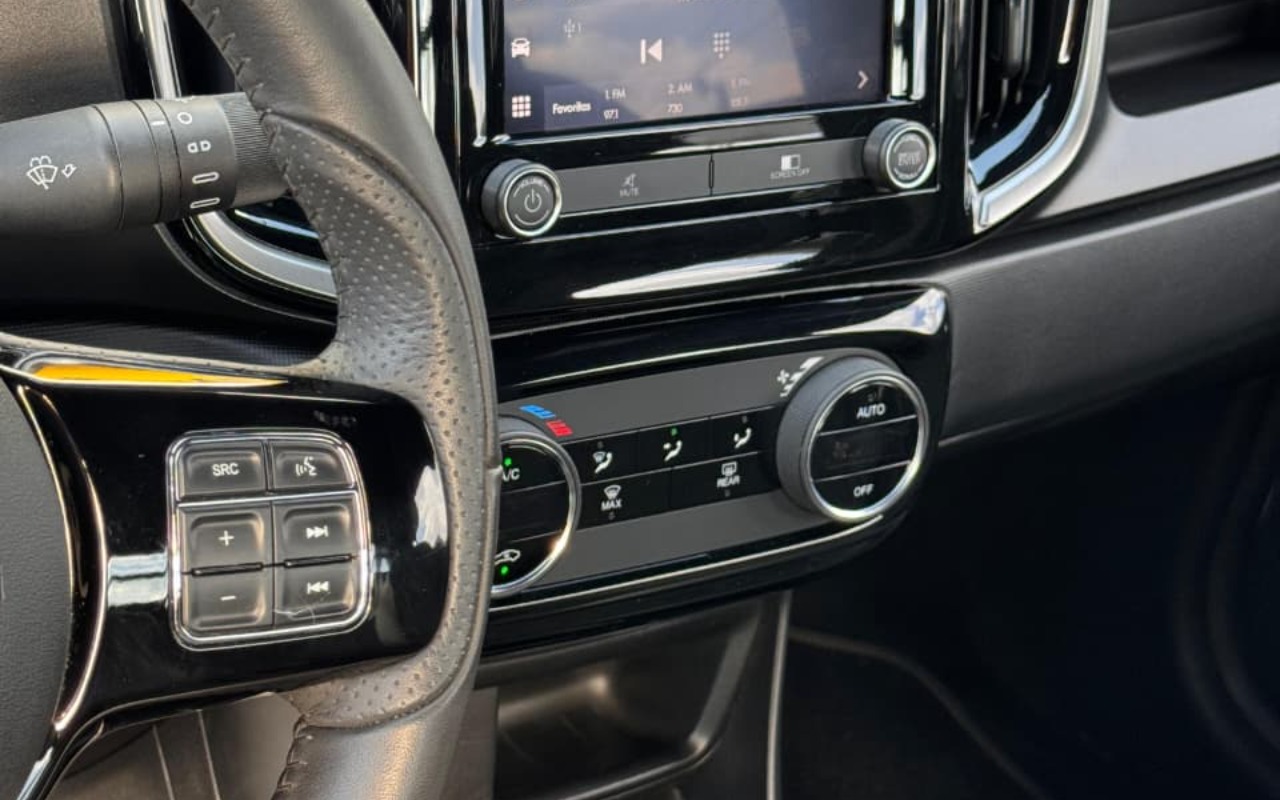 imagem-https://www.socarrao.com.br/sc-vehicle-images-prod/1011057/1776369882136-V2hhdHNBcHAgSW1hZ2UgMjAyNi0wNC0xNiBhdCAxNS41MS4yNSAoMikuanBlZw.jpeg