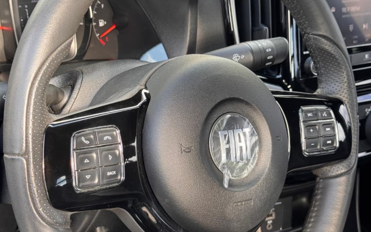 imagem-https://www.socarrao.com.br/sc-vehicle-images-prod/1011057/1776369882313-V2hhdHNBcHAgSW1hZ2UgMjAyNi0wNC0xNiBhdCAxNS41MS4yNi5qcGVn.jpeg