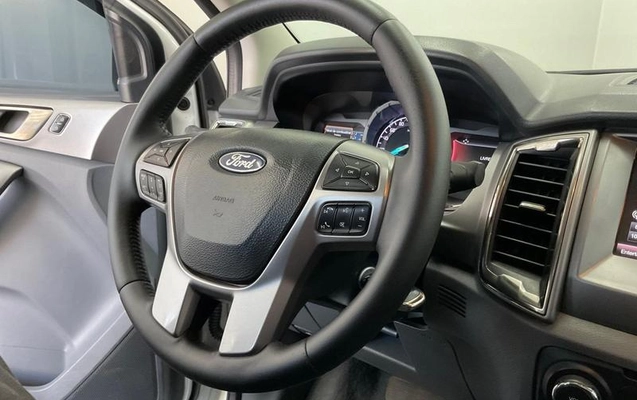 imagem-https://www.socarrao.com.br/sc-vehicle-images-prod/1011266/1785248222132-8000878_4_B_9e317c3b5d.jpeg