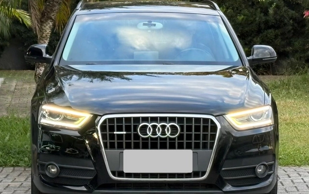 imagem-https://www.socarrao.com.br/sc-vehicle-images-prod/1011295/1776443438483-MTMyZGY2NzYtNWEwNy00NGU5LTk2MzgtMTg2N2FjNWRiMTU3LmpwZw.jpg