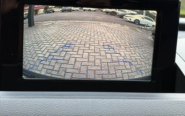 imagem-https://www.socarrao.com.br/sc-vehicle-images-prod/1011295/1776443439766-ODA0MjcyZGItMzIwYS00MzMyLWJmNTMtMjM1ZmExNzA5ZjI0LmpwZw.jpg