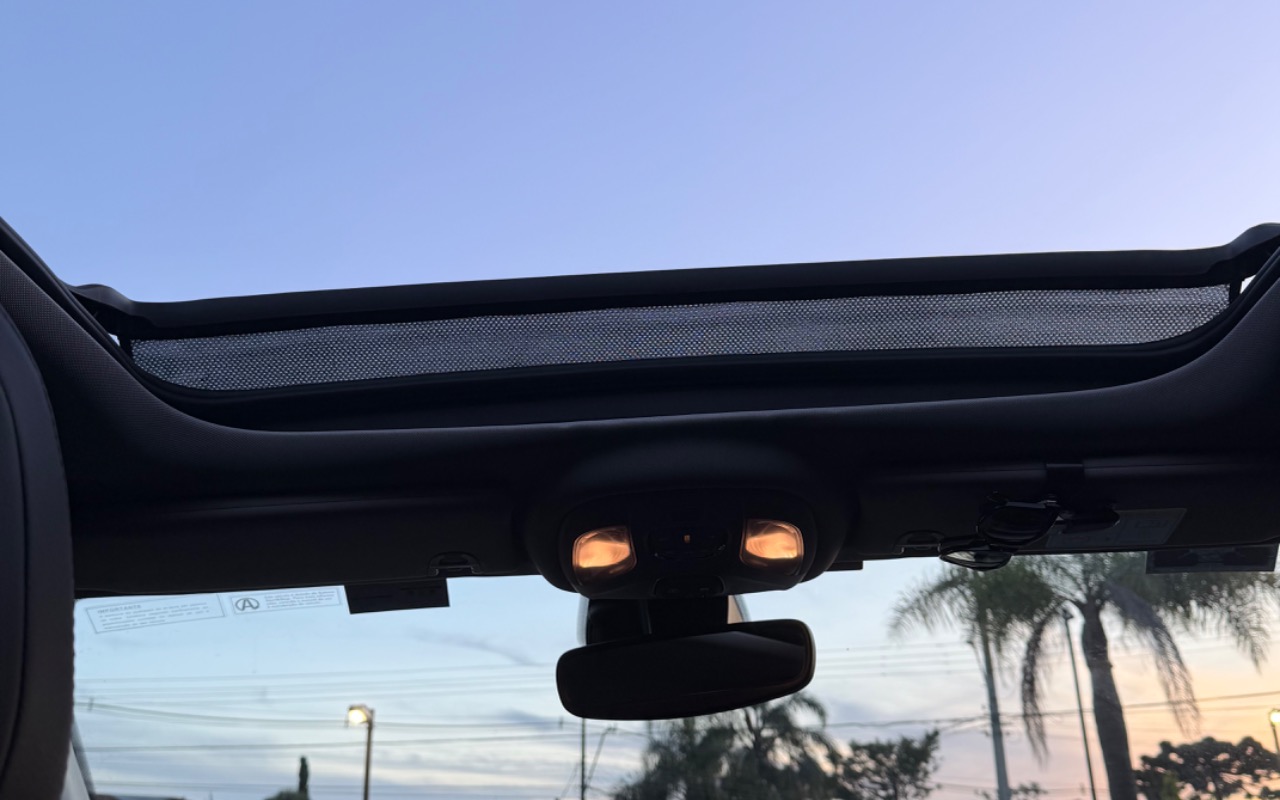 imagem-https://www.socarrao.com.br/sc-vehicle-images-prod/1011431/1776381345951-SU1HXzAxMDcuanBlZw.jpeg