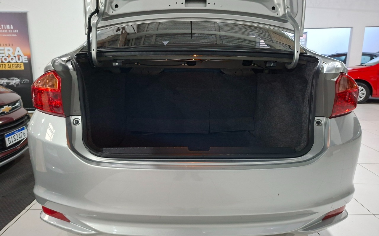 imagem-https://www.socarrao.com.br/sc-vehicle-images-prod/1011459/1776384838330-MTEuanBn.jpg