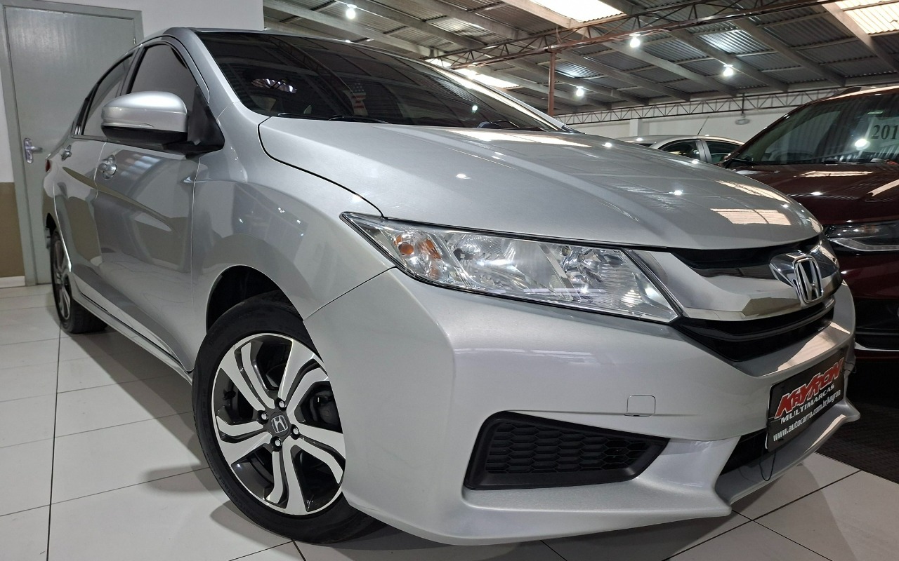 imagem-https://www.socarrao.com.br/sc-vehicle-images-prod/1011459/1776384838436-MTMuanBn.jpg