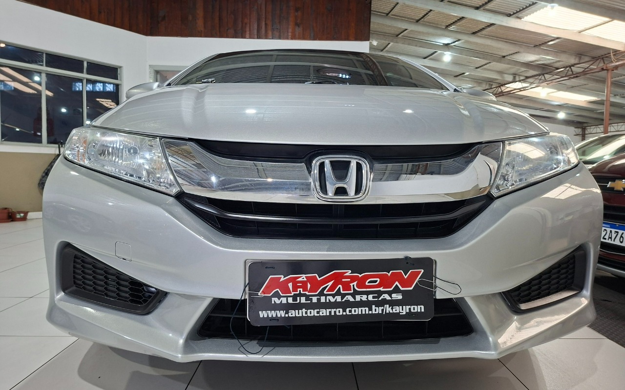 imagem-https://www.socarrao.com.br/sc-vehicle-images-prod/1011459/1776384838848-MTcuanBn.jpg