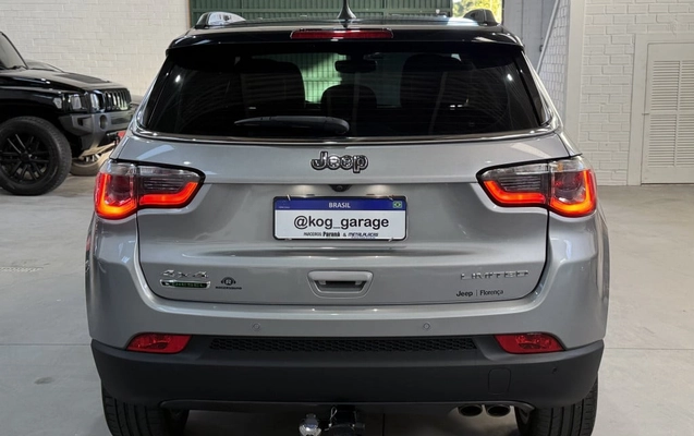 imagem-https://www.socarrao.com.br/sc-vehicle-images-prod/1011463/1776886645389-vehicle_image_1776384829_162649c473f88bf1b918fbd03d7030e6.jpeg