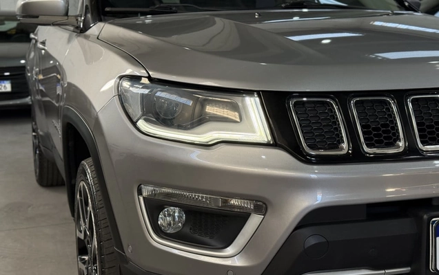 imagem-https://www.socarrao.com.br/sc-vehicle-images-prod/1011463/1776886645390-vehicle_image_1776886487_b5ac6919a54c6bfef192983b619d15ad.jpeg