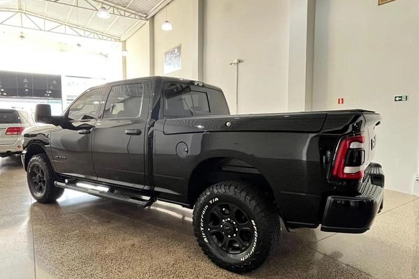 imagem-https://www.socarrao.com.br/sc-vehicle-images-prod/1012062/1784301508338-8001698_4_B_2ec7a2192d.jpeg