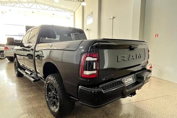 imagem-https://www.socarrao.com.br/sc-vehicle-images-prod/1012062/1784301508339-8001698_5_B_f41d09942a.jpeg