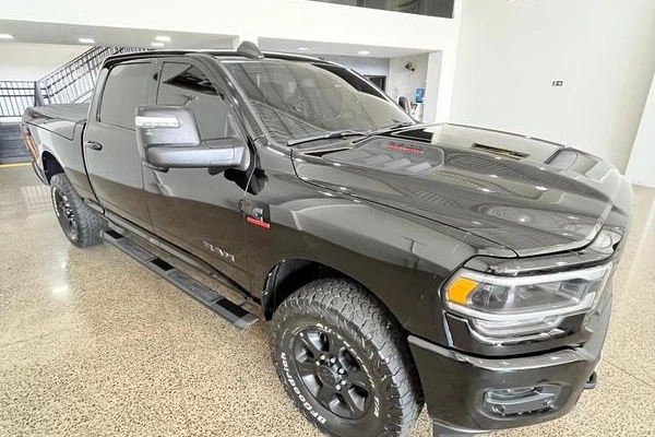 imagem-https://www.socarrao.com.br/sc-vehicle-images-prod/1012062/1784301508343-8001698_10_B_35f1d14673.jpeg