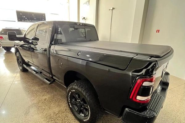 imagem-https://www.socarrao.com.br/sc-vehicle-images-prod/1012062/1784301508345-8001698_12_B_07386e3ec7.jpeg