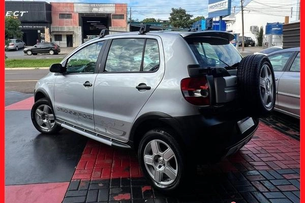 imagem-https://www.socarrao.com.br/sc-vehicle-images-prod/1012395/1781092350671-7804414_2_B_6ad5b1fd49.jpg