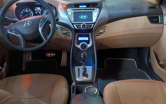 imagem-https://www.socarrao.com.br/sc-vehicle-images-prod/1012453/1776435152403-7902251_2_B_469c9de75d.jpeg